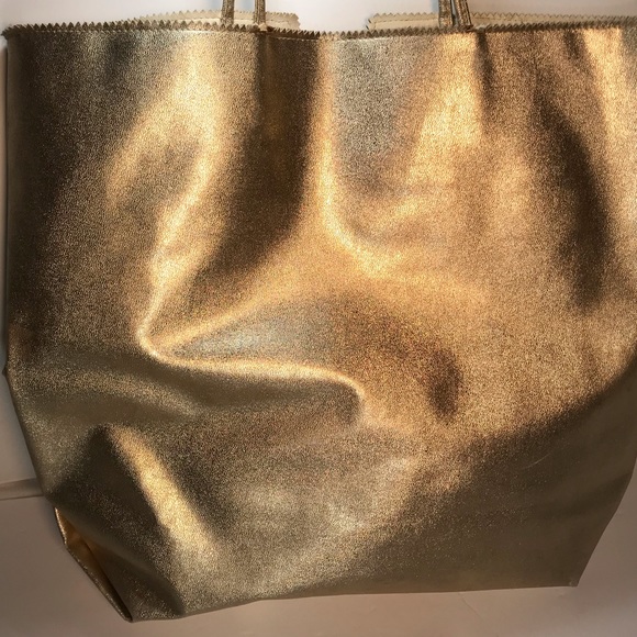 VINTAGE GOLD PURSE BY CARLOS FALCHI - Picture 3 of 8